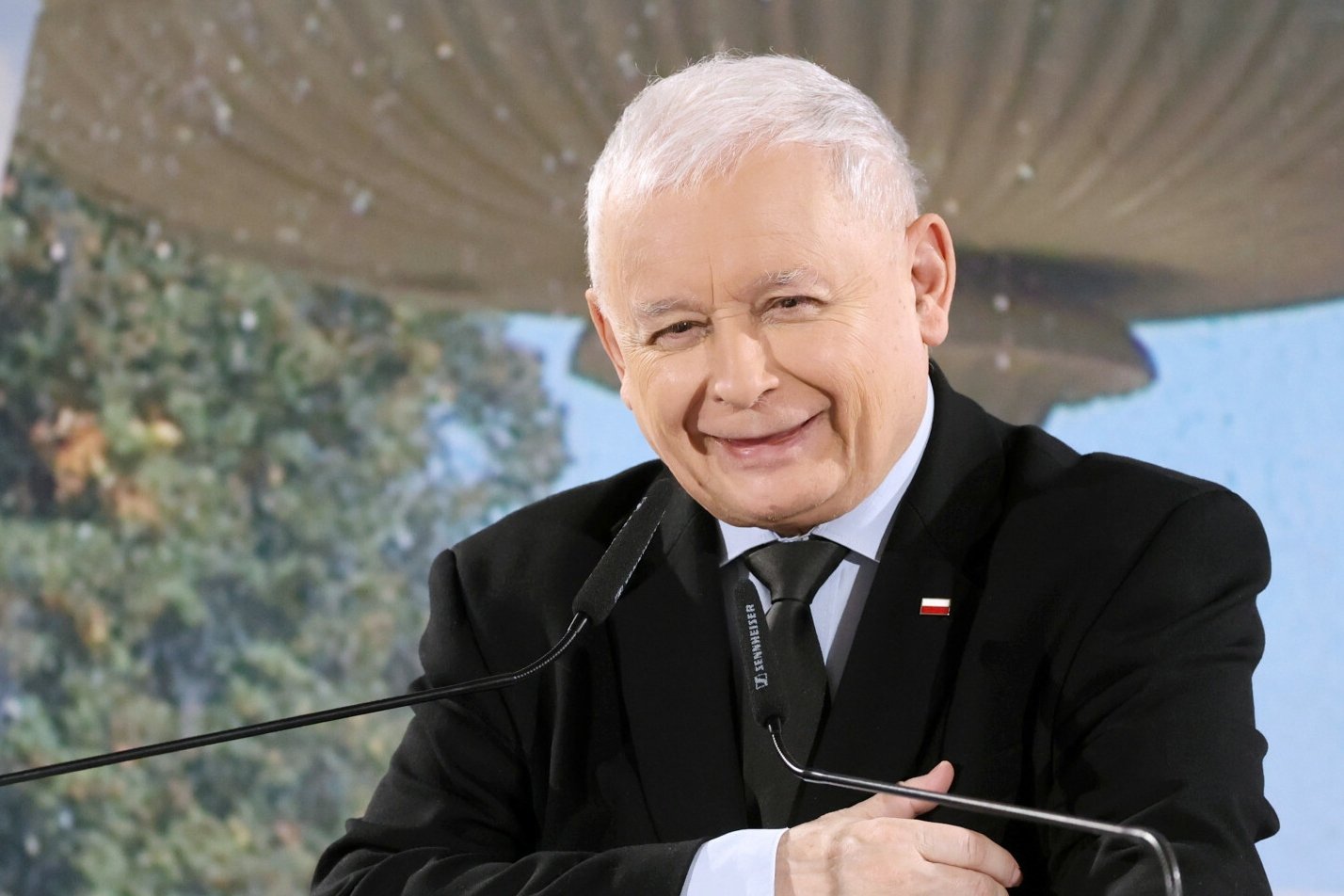 Kaczyński bezpardonowo kpi z Nowackiej i feminatywów. Dziwne słowa.