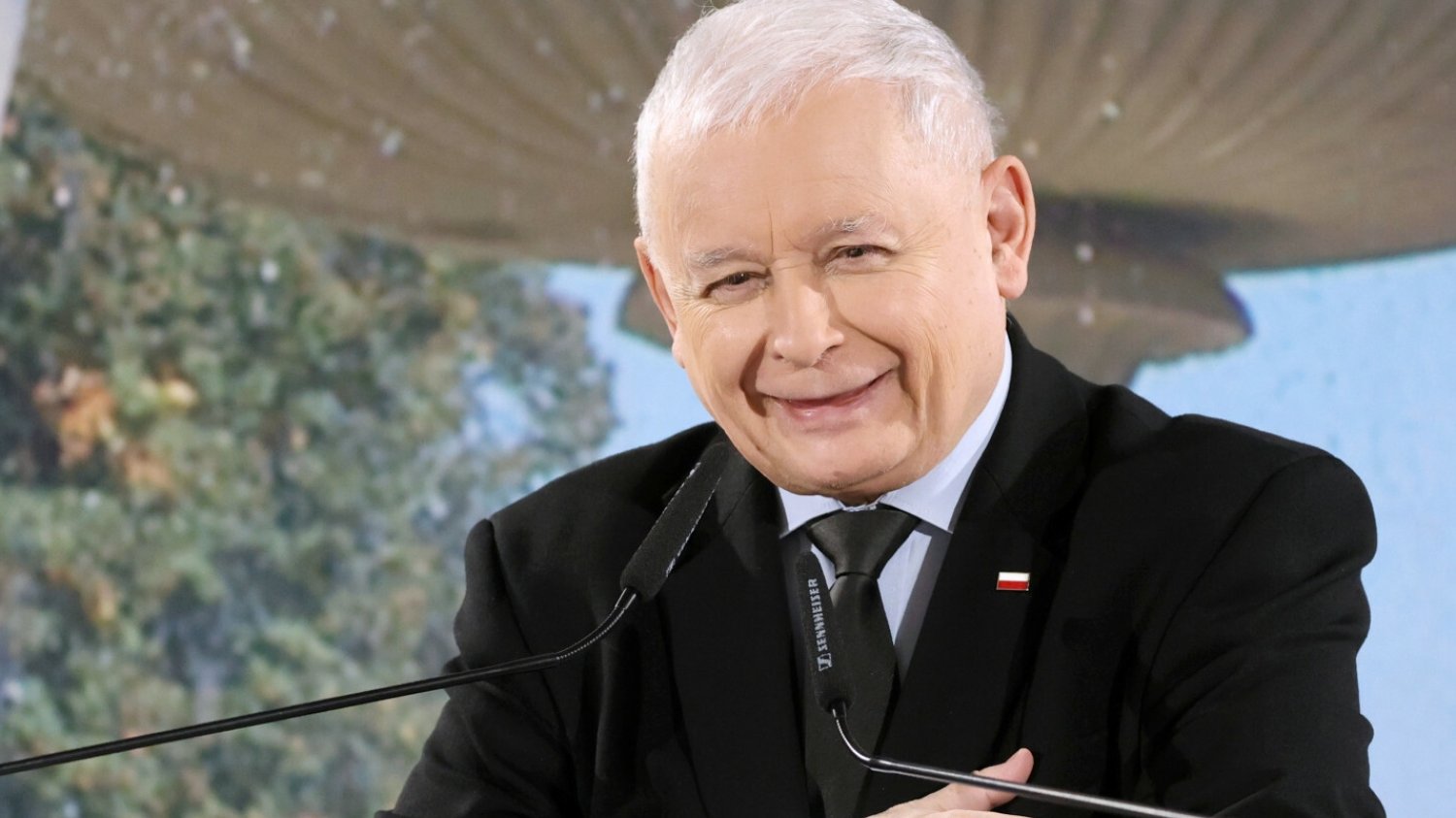 Kaczyński bezpardonowo kpi z Nowackiej i feminatywów. Dziwne słowa.