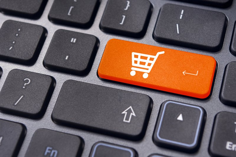 Co trzeci polski internauta kupuje w internecie przynajmniej raz w tygodniu. Daje nam to trzecią pozycję w Europie.