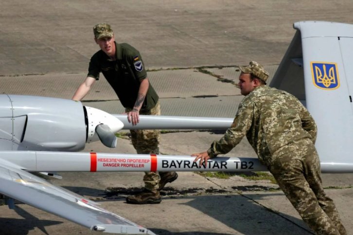 Ukraina dostała od Turcji więcej dronów.
