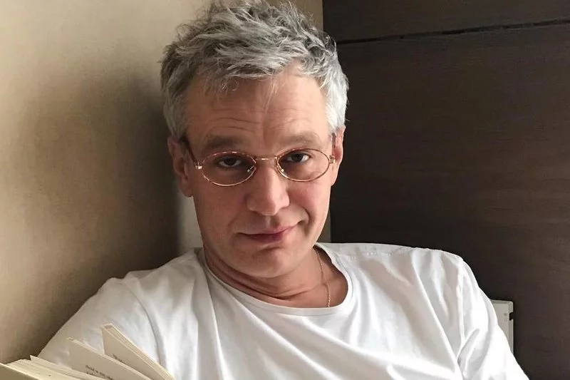Aktor wspiera strajk nauczycieli wraz z rodziną.