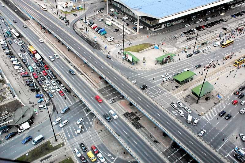 Skrzyżowanie al. Jerozolimskich z ul. Chałubińskiego