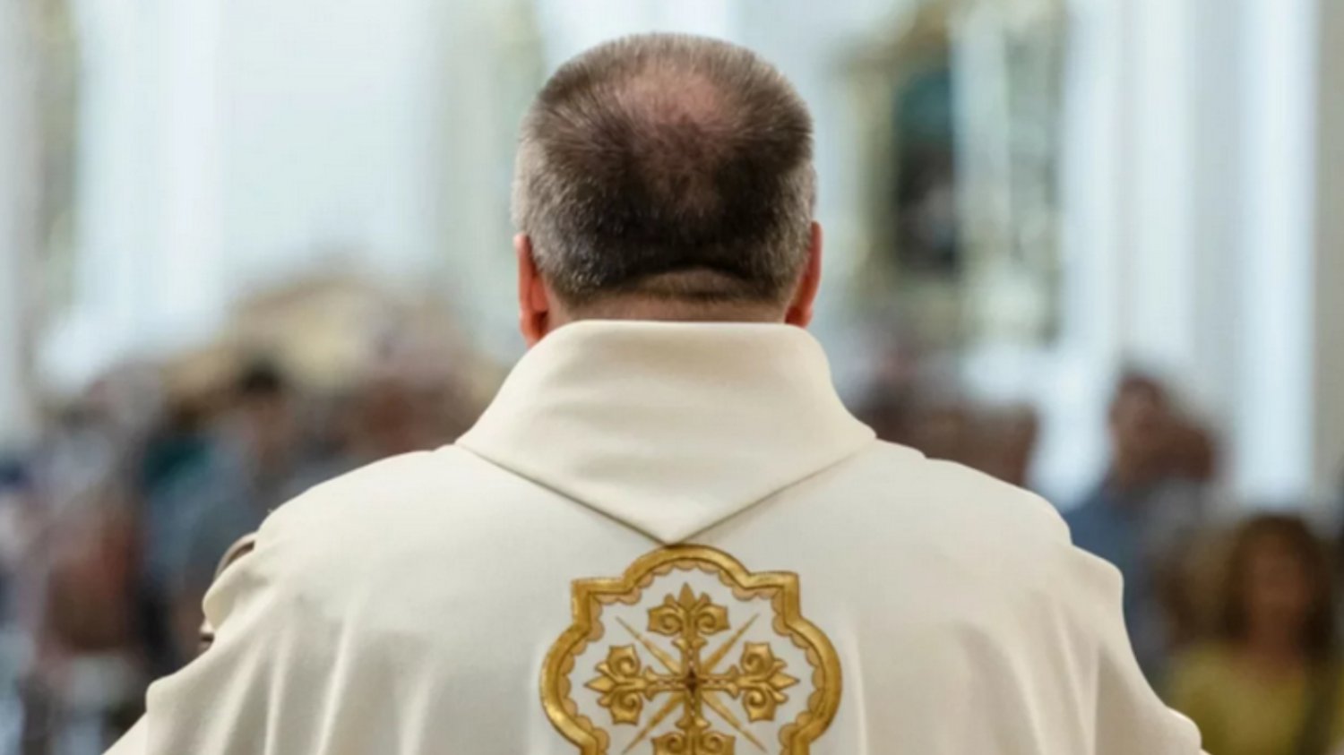 Ksiądz przelał sobie 2 mln zł z konta parafii.