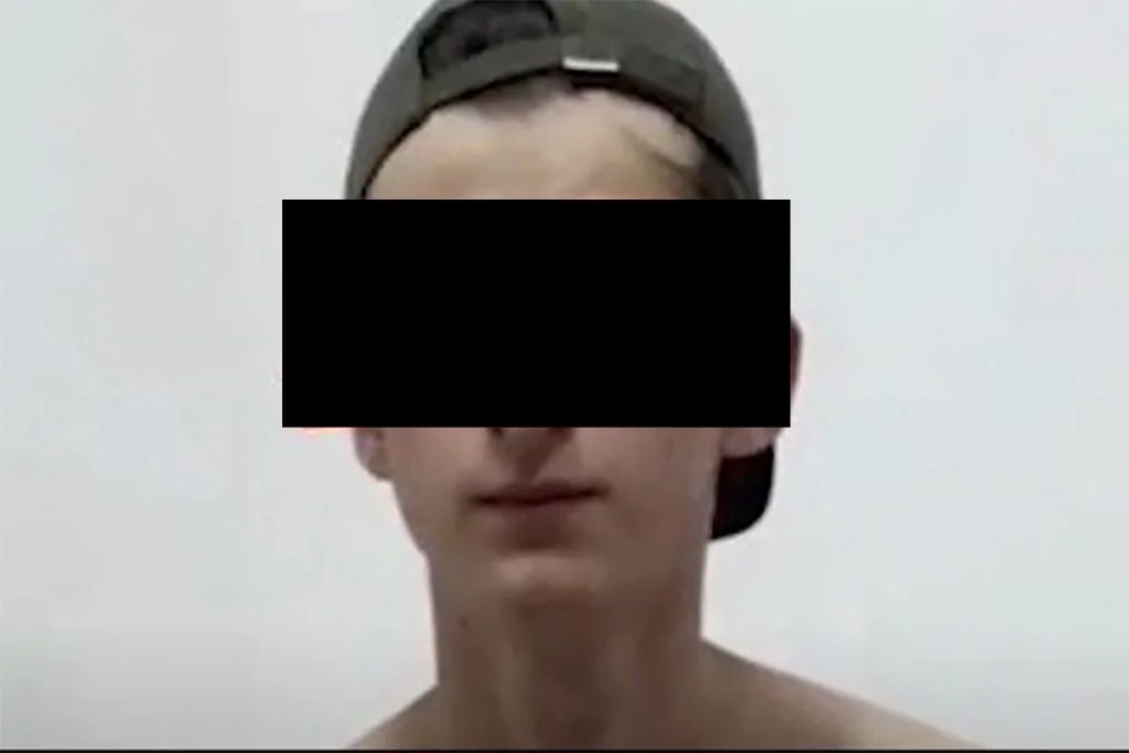 Samogwałt przed kamerą jako kara za krytykę Kadyrowa.