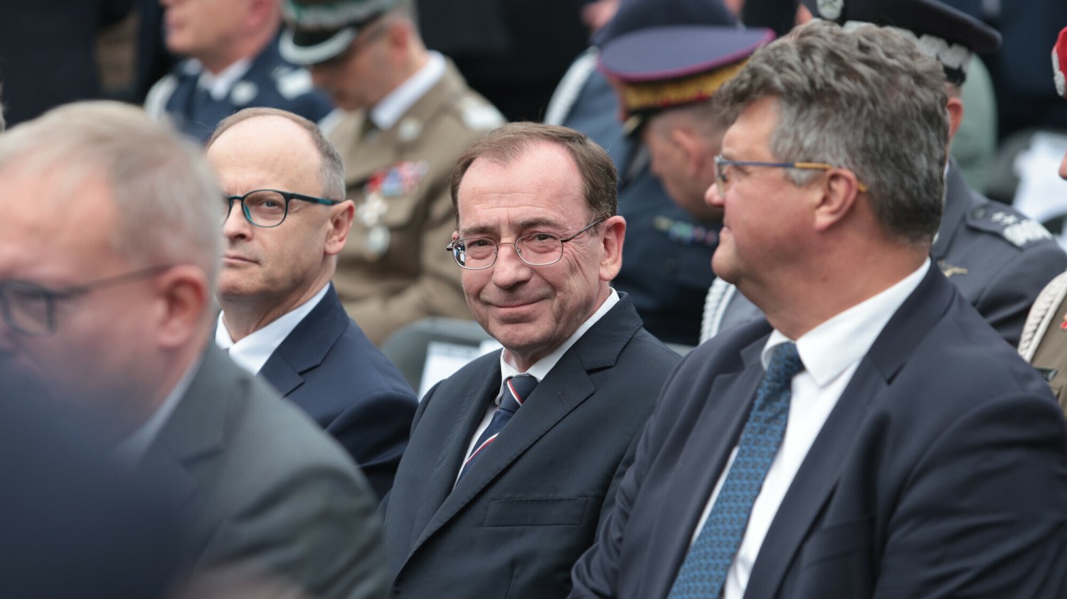 Chaos z Kamińskim i Wąsikiem tylko się pogłębia. Ujawniono nową decyzję marszałka Hołowni