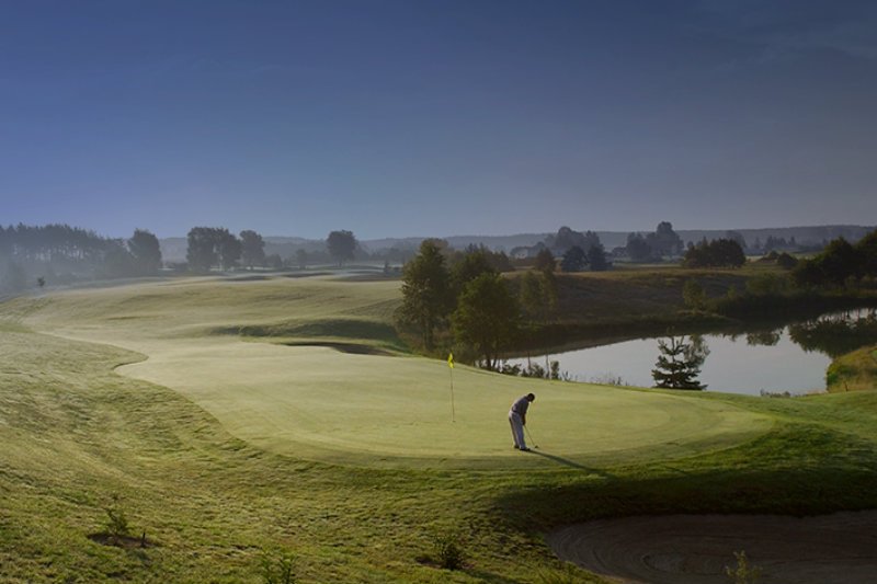 Golf staje się sportem coraz bardziej dostępnym