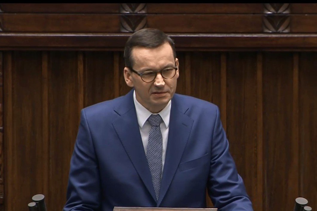 Mateusz Morawiecki wystąpił o wotum zaufania dla rządu. Zaatakował opozycję w Sejmie. Premier wystąpił o wotum zaufania dla rządu na prośbę Andrzeja Dudy.