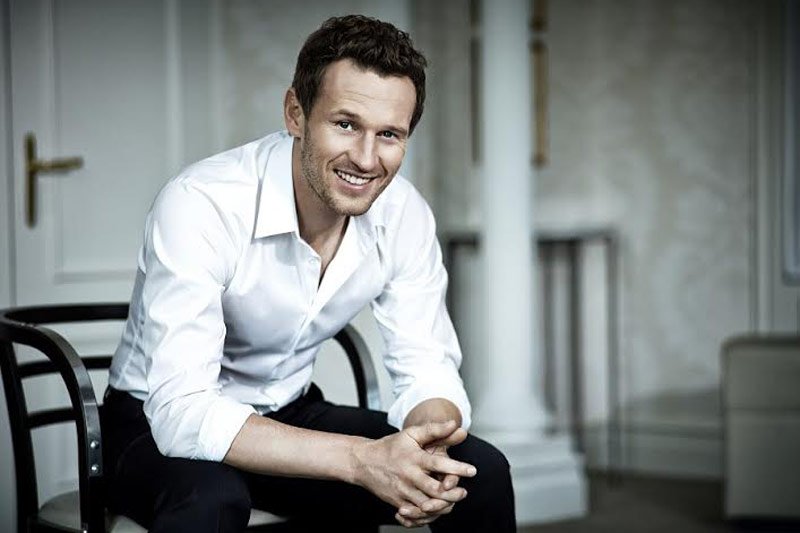 Mariusz Czerkawski - twarz marki BOND.