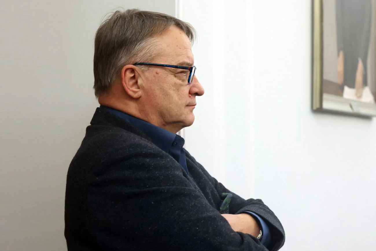 Marek Biernacki wprost mówi o tym, jaki los powinien dziś spotkać Jarosława Szymczyka i jak ratować wizerunek policji. Były szef MSWiA, a później minister sprawiedliwości i koordynator ds. służb specjalnych Marek Biernacki.