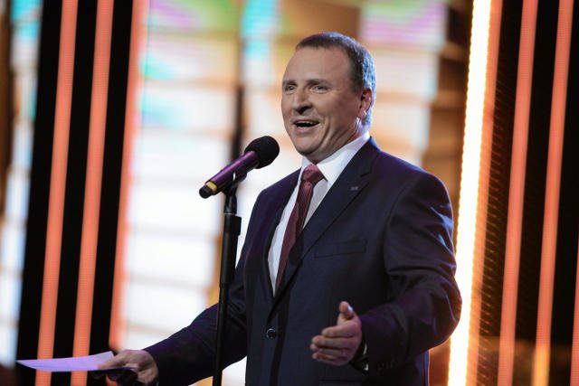 W niedzielę podczas finału opolskiego festiwalu Jacek Kurski na zmęczonego, w piątek zasnął na premierze książki o Lechu Kaczyńskim.