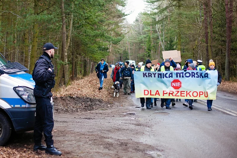 Przeciw przekopowi Mierzei Wiślanej protestują od lat nie tylko ekolodzy, ale i mieszkańcy.