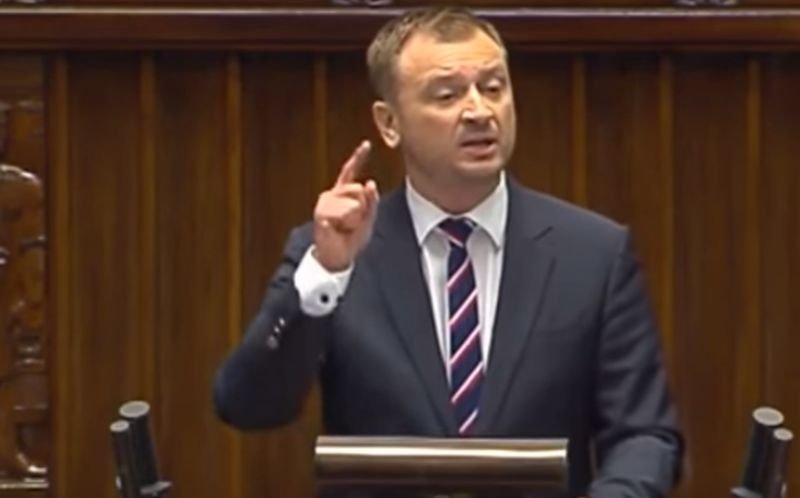 Poseł PO Sławomir Nitras podczas wczorajszej awantury w Sejmie