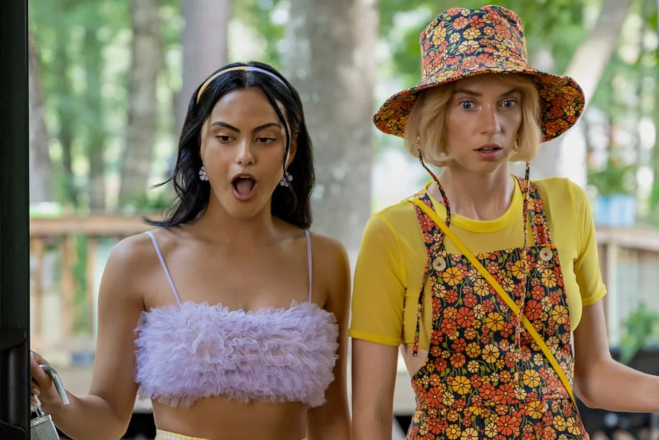 "Zróbmy zemstę" – nowa komedia Netfliksa z gwiazdami "Stranger Things" i "Riverdale". [RECENZJA]