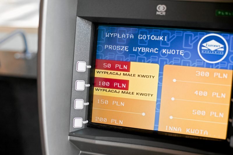 W Warszawie wypłacimy z bankomatu obcą walutę