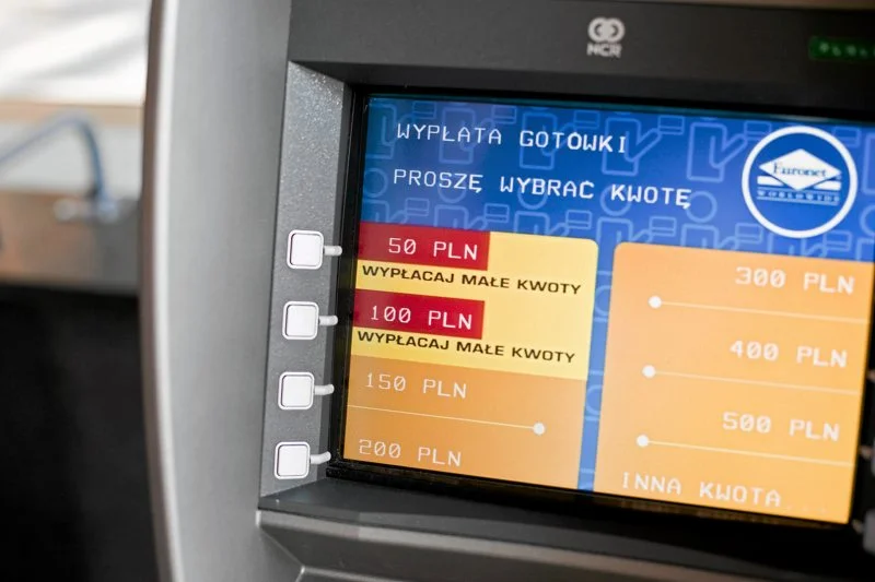 W Warszawie wypłacimy z bankomatu obcą walutę