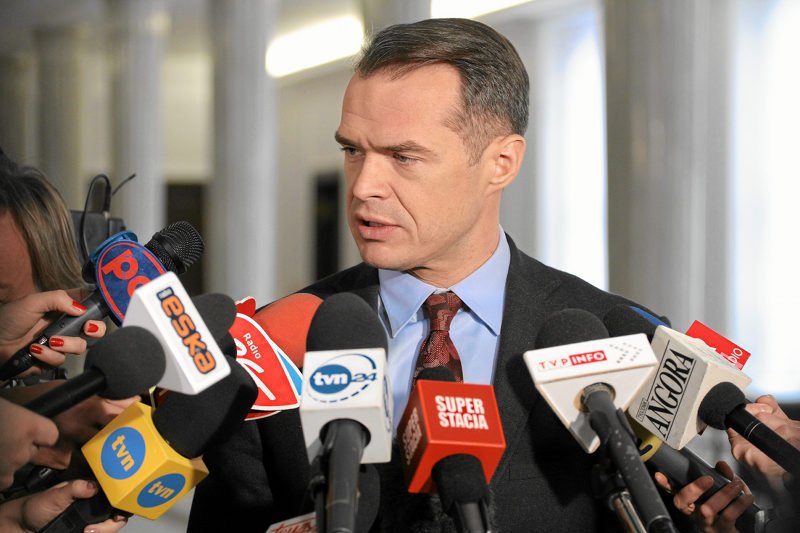 Sławomir Nowak u Tomasza Lisa tłumaczył się z drogich zegarków, którymi wymieniał się z biznesmenami.