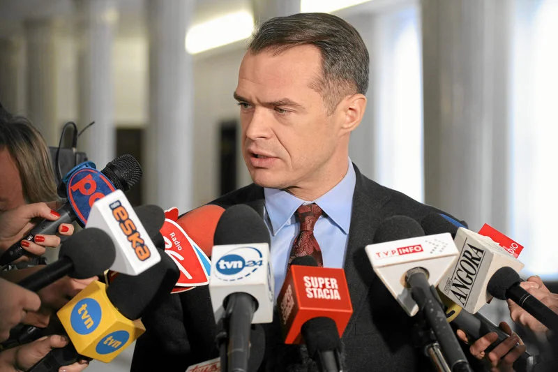 Sławomir Nowak u Tomasza Lisa tłumaczył się z drogich zegarków, którymi wymieniał się z biznesmenami.