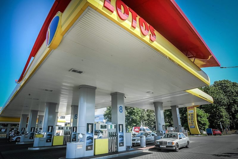 Benzyna może podrożeć przed świętami.