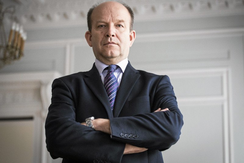 Minister Konstanty Radziwiłł nie zaangażował się osobiście w rozmowy z pielęgniarkami z Centrum Zdrowia Dziecka.