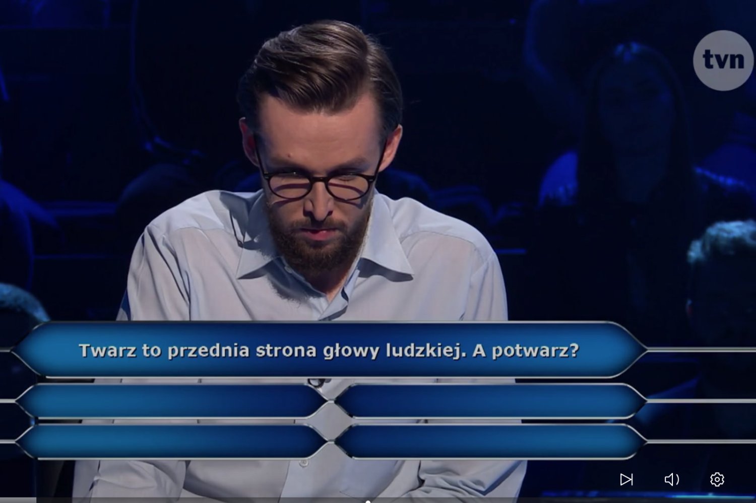 Uczestnik "Milionerów" miał problem z pytaniem o "potwarz".