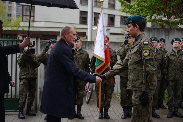 Minister obrony narodowej Antoni Macierewicz podczas uroczystości podpisania koncepcji tworzenia obrony narodowej.