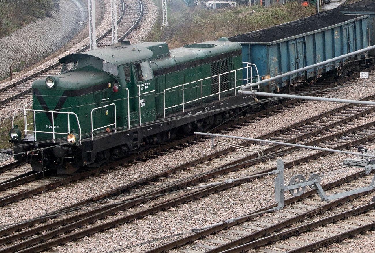 Białystok. Nastolatki potrącone przez pociąg.