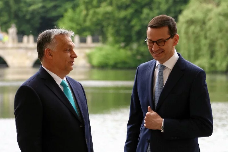 FAZ informuje o możliwym wecie Polski i Węgier.