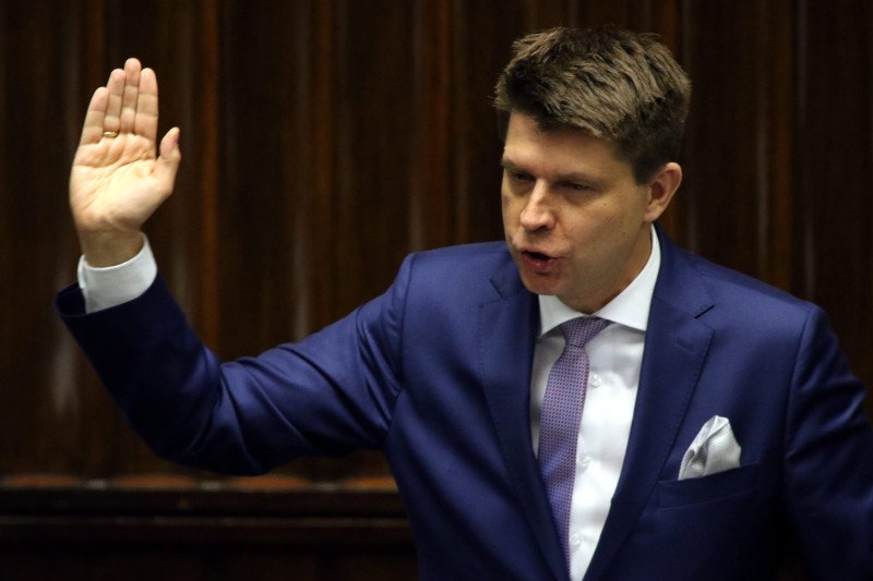 Czytelnicy naTemat wytypowali swojego kandydata na Człowieka Roku.