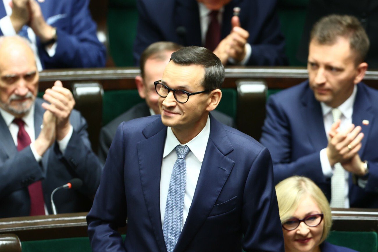Politycy PiS śmieją się z misji tworzenia rządu Mateusza Morawieckiego