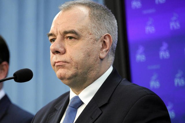 "To jest rola telewizji, żeby prostować fałszywe opinie" – powiedział Jacek Sasin broniąc emisji komentarza do filmu "Ida".