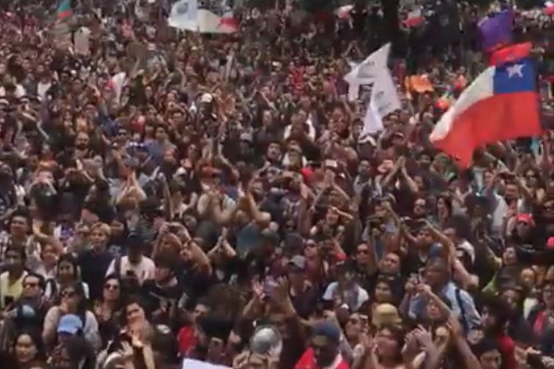 Na ulicach Santiago protestowało ponad milion osób.