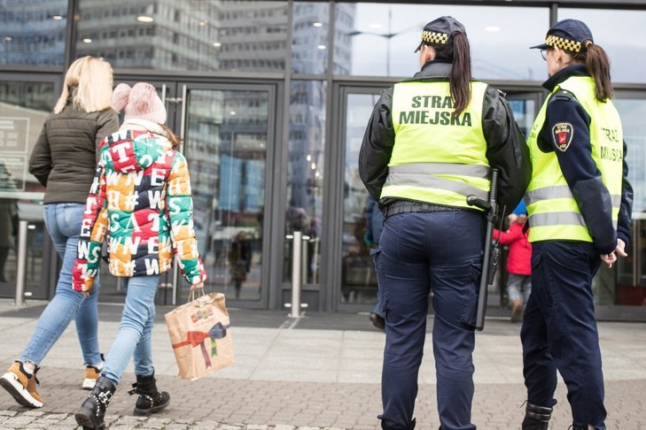 Rząd wprowadził szereg obostrzeń