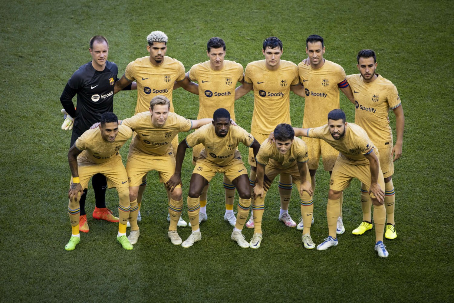 FC Barcelona ma duży problem z piłkarzami. Musi szybko posprzątać rozrośnięty skład