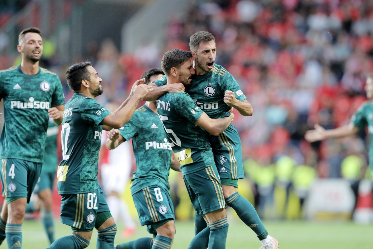 Josip Juranović popisał się świetnym golem dla Legii na 2:1 w meczu ze Slavią Praga