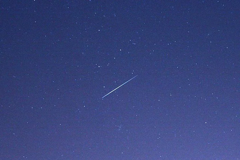Błysk na niebie to nie meteor tylko flara z satelity