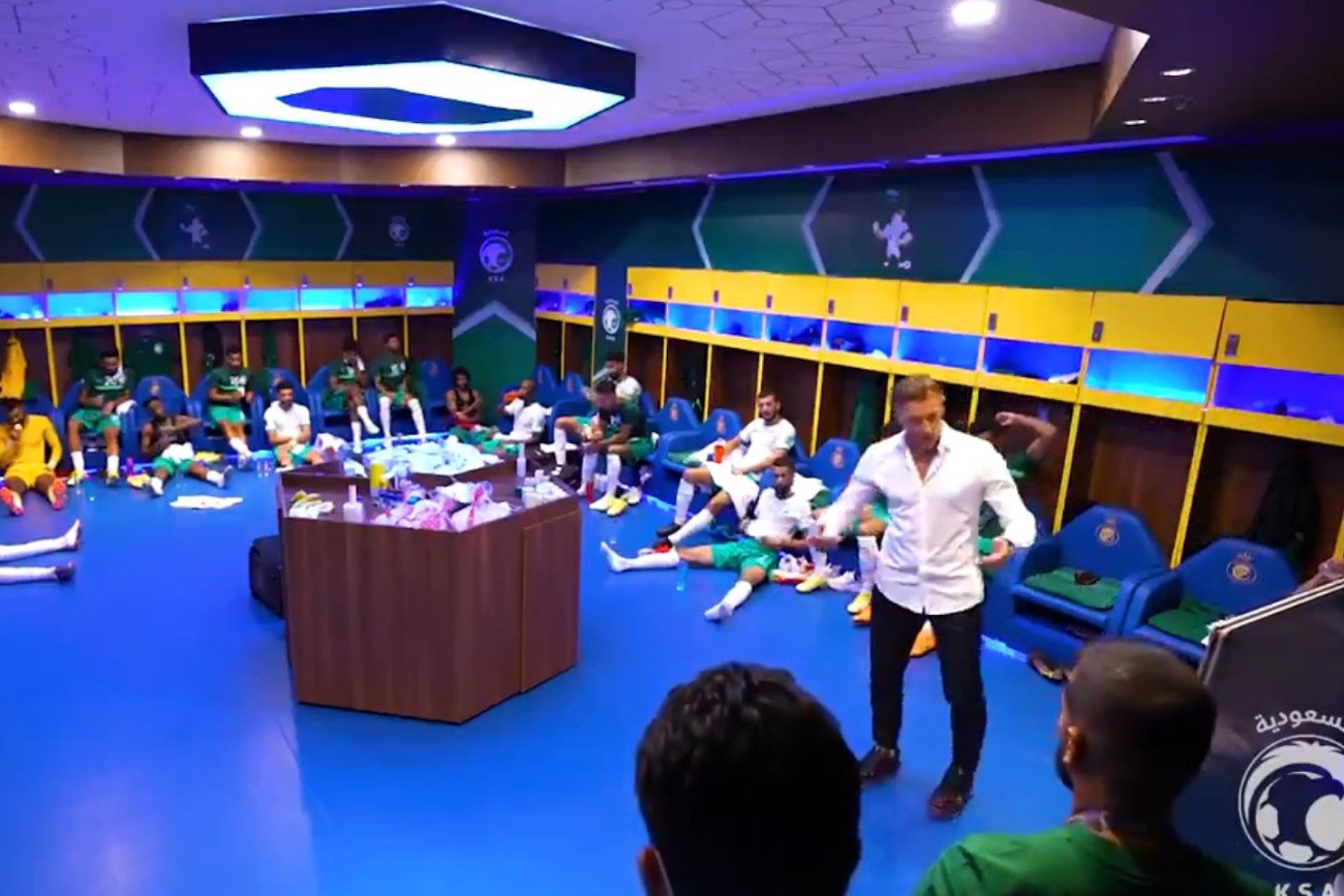 Nagranie z szatni Saudyjczyków robi wrażenie. To powiedział Hervé Renard swoim piłkarzom