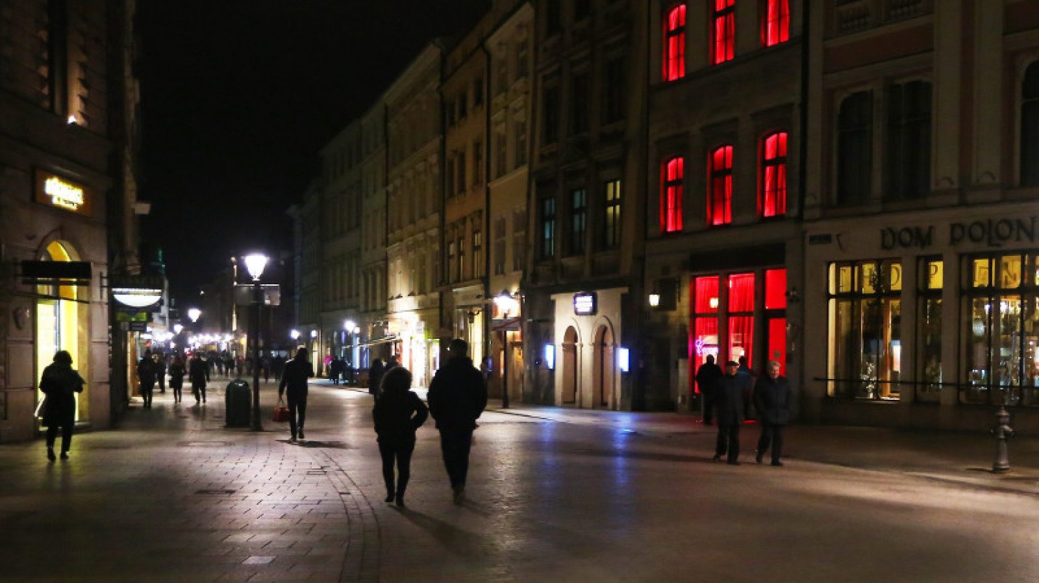 "Sin city - miasto grzechu". Czy Kraków stanie się miastem sklepów alkoholowych i czerwonych okien?
