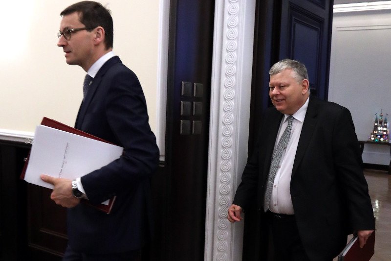 Wpis Jacka Karnowskiego o Mateuszu Morawieckim i Marku Suskim zapoczątkował na Twitterze pewną falę.