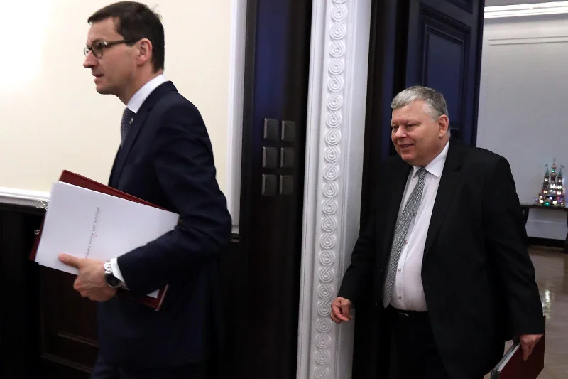 Wpis Jacka Karnowskiego o Mateuszu Morawieckim i Marku Suskim zapoczątkował na Twitterze pewną falę.