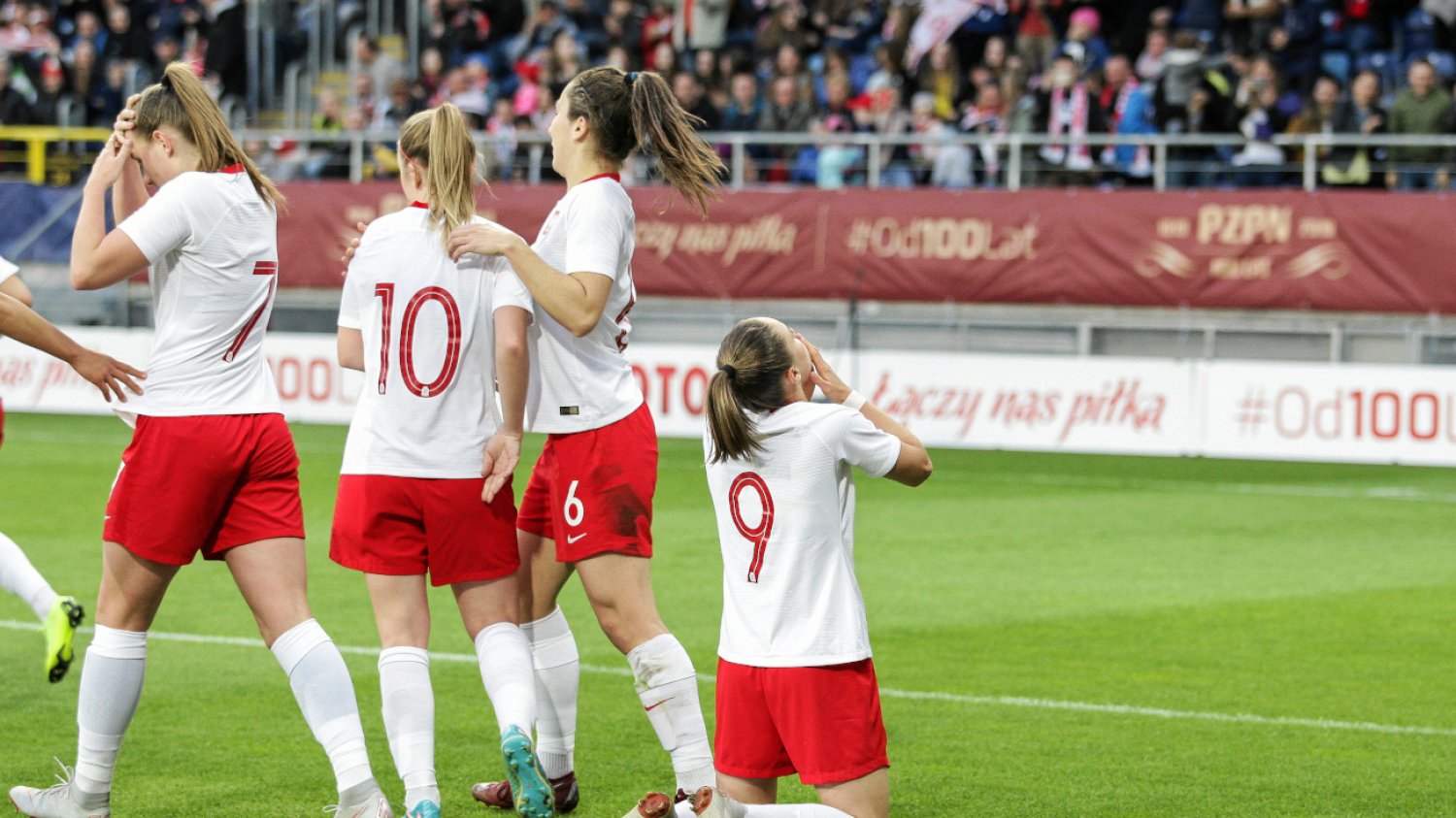 Polska nie tylko ma oficjalną reprezentację piłki nożnej kobiet, ale również kobiecą Ekstraligę