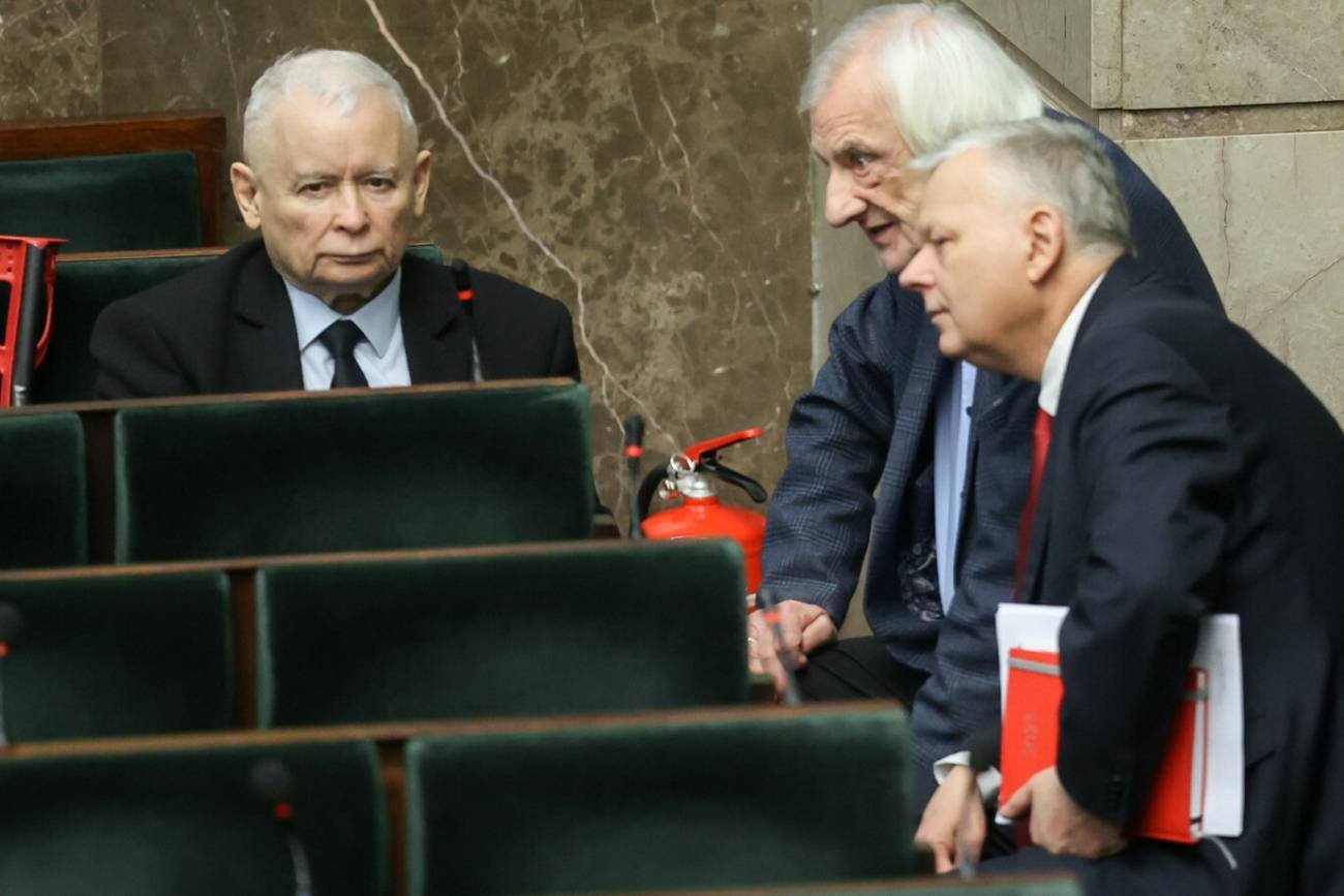 KO mogłaby pokonać PiS w pięciu województwach Jarosław Kaczyński w Sejmie