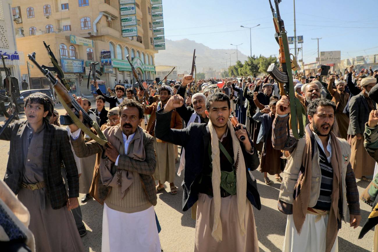 USA i Wielka Brytania zaatakowały Huti w Jemenie. Dzień wcześniej w Sanie odbyły się pro-palestyńskie manifestacje.