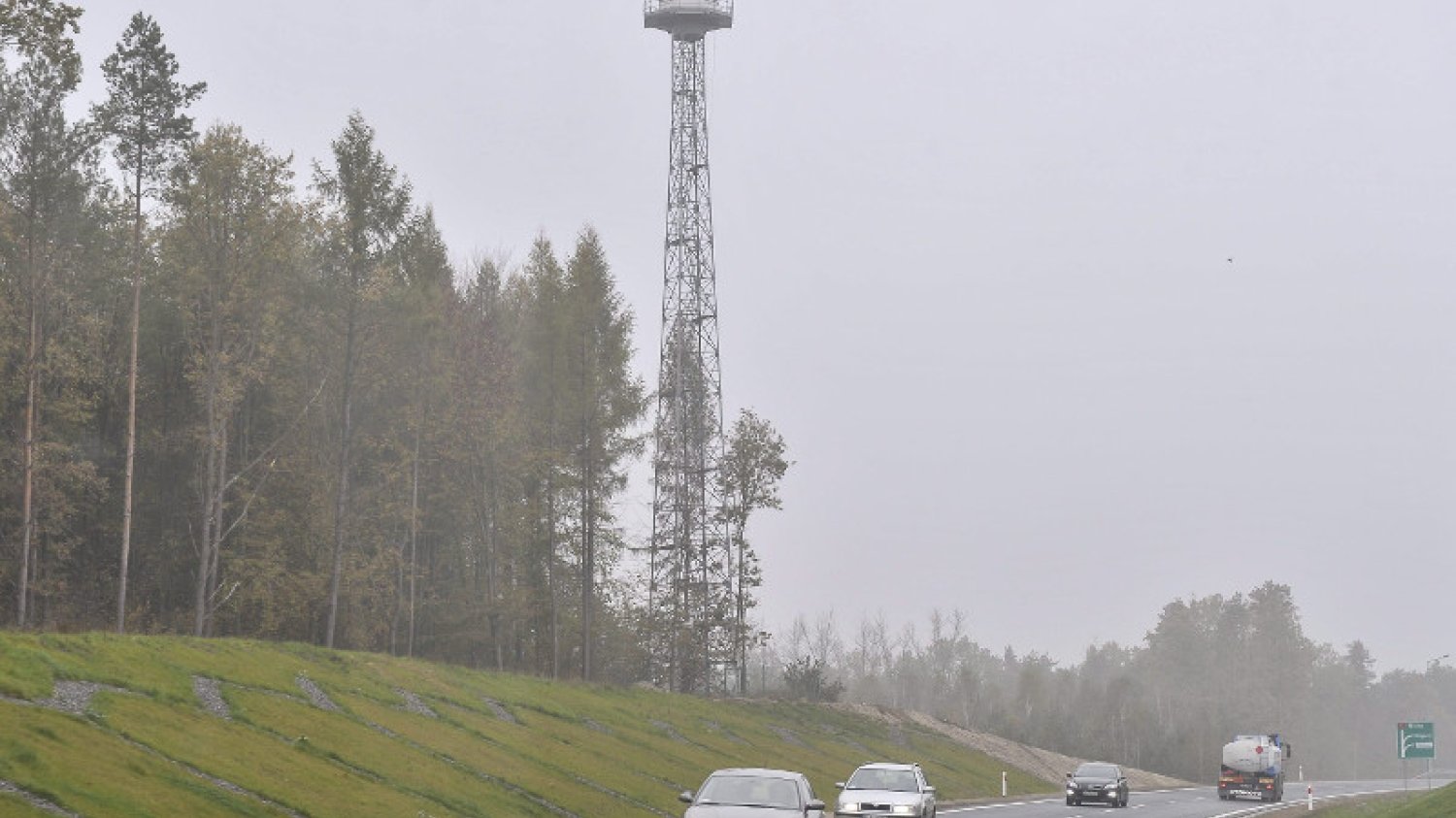 Promieniowanie elektromagnetyczne nie jest obojętne dla naszego zdrowia.