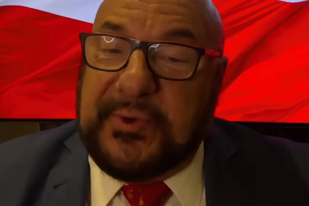 Piotr Gąsowski kpi z debaty TVP. Opublikował na Instagramie parodię [WIDEO]