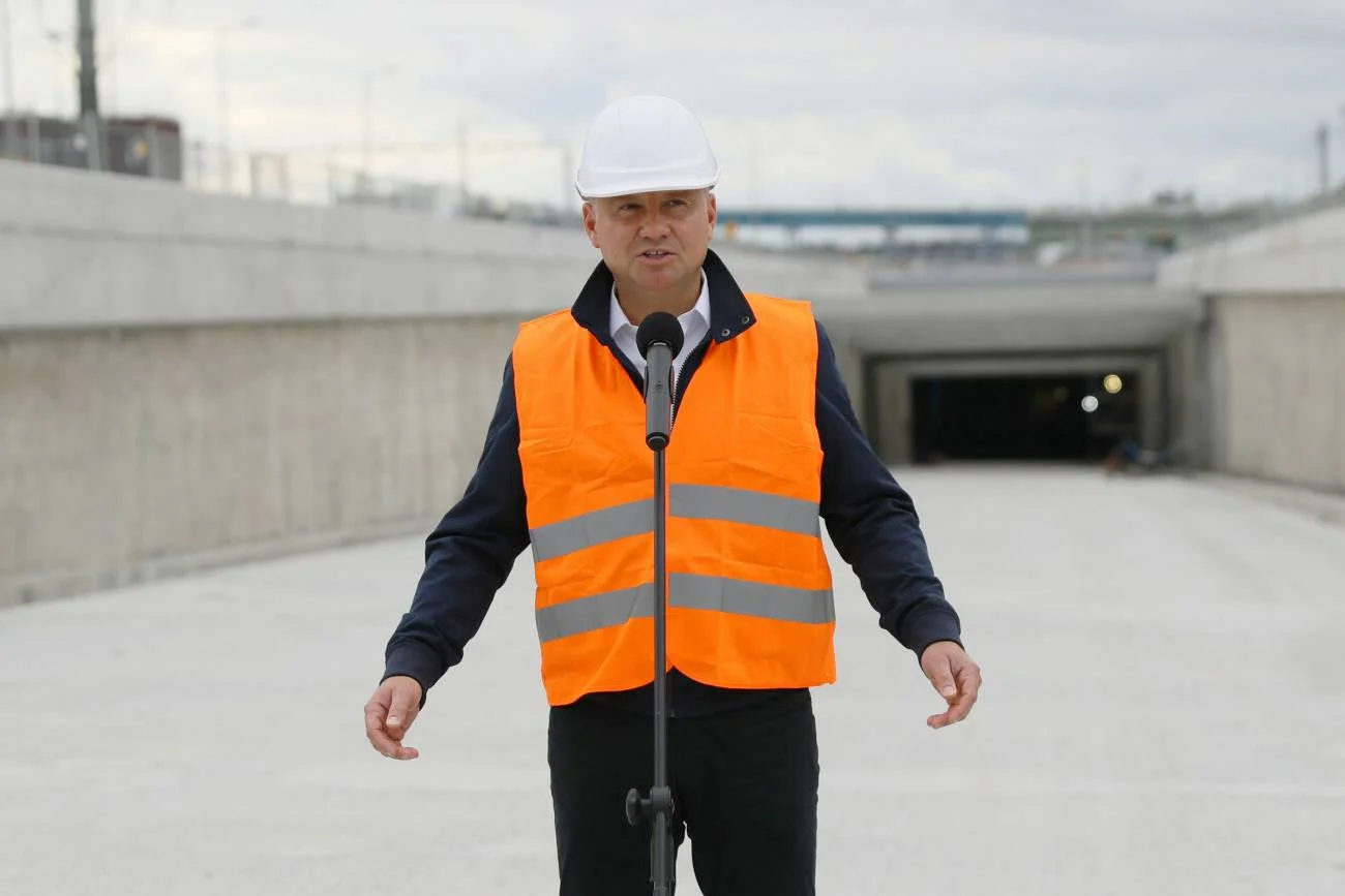 Andrzej Duda podziękował władzom Świnoujścia, że partycypują w kosztach budowę tunelu pod Świną, nie zrzucając tego tylko na Skarb Państwa.