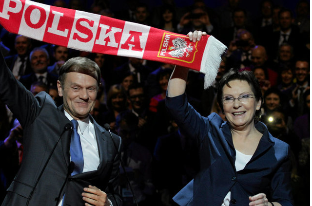 Premier Kopacz i Donald Tusk, szef Radu Europejskiej mają inne zdanie na temat pomocy w rozwiązaniu kwestii uchodźców i imigrantów.