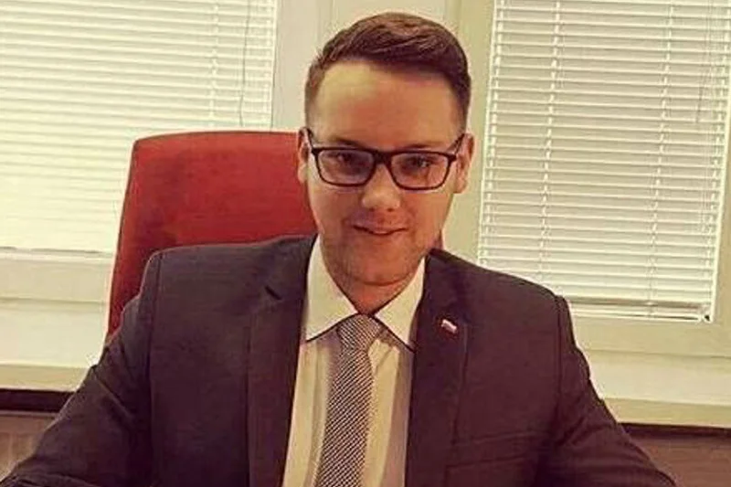 Przemysław Bednarski, to szef gabinetu politycznego ministra środowiska Henryka Kowalczyka