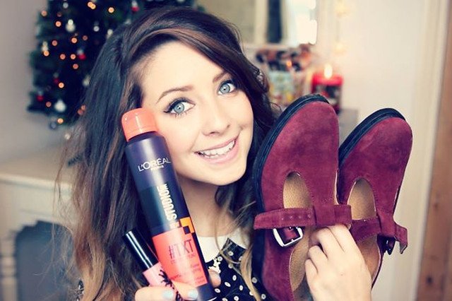 Vlogerka wydała książkę, która okazała się kasowym hitem. W tydzień zarobiła więcej niż Harry Potter czy 50 twarzy Greya.