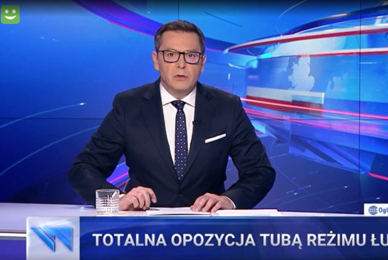 "Wiadomości" TVP skomentowały mandat Tuska. "Jechał w pobliżu szkoły".
