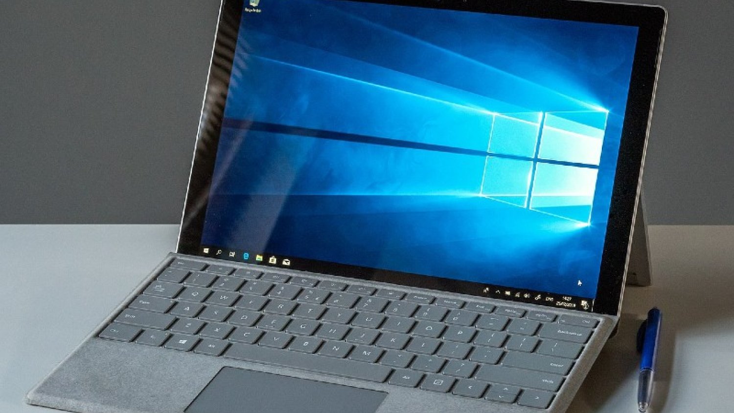 Z dnia na dzień wielu pracodawców stanęło przed tym niemałym wyzwaniem – pilną koniecznością przestawienia systemu pracy na model home office. Pomogą w tym komputery Microsoft Surface